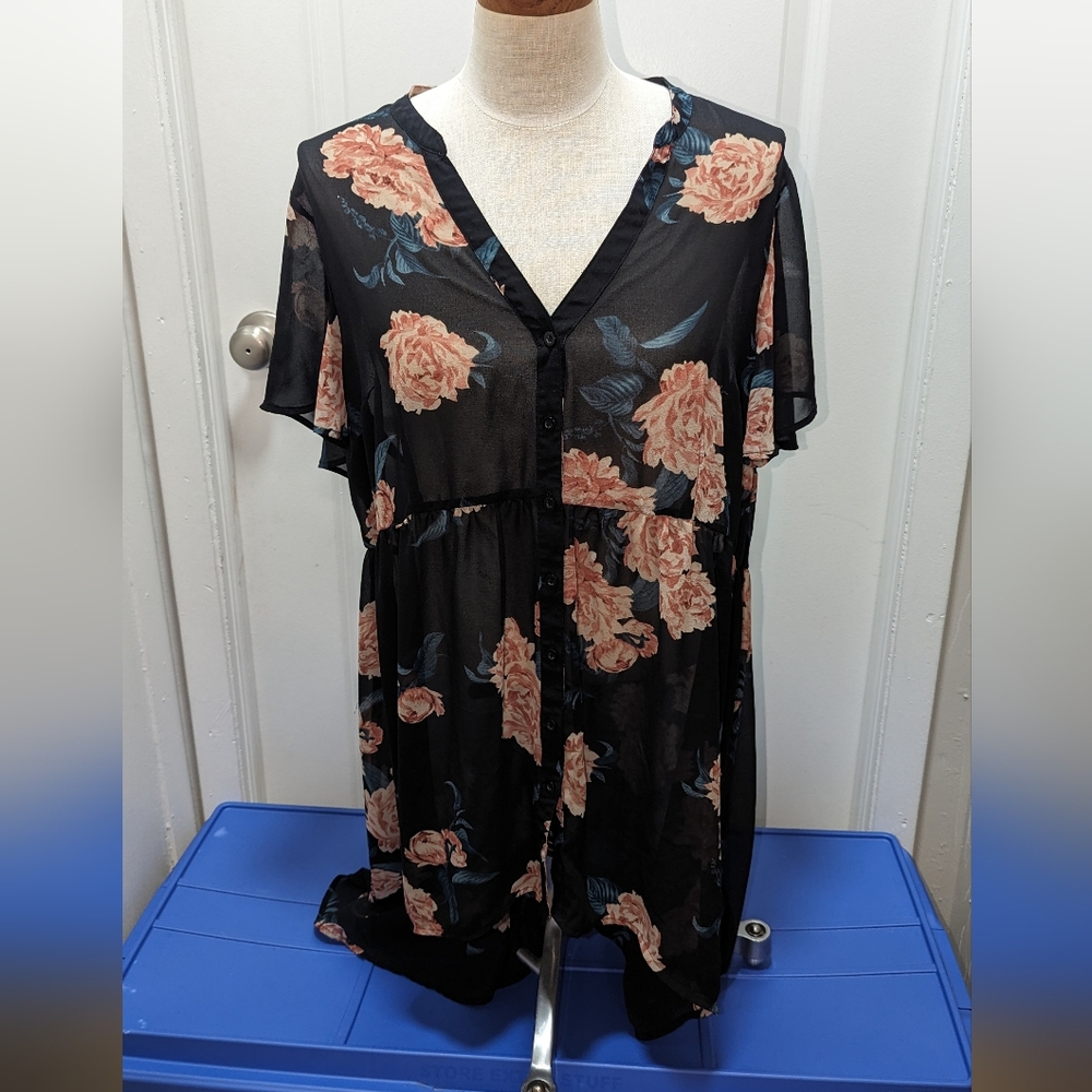 Torrid linen floral shirt size 2